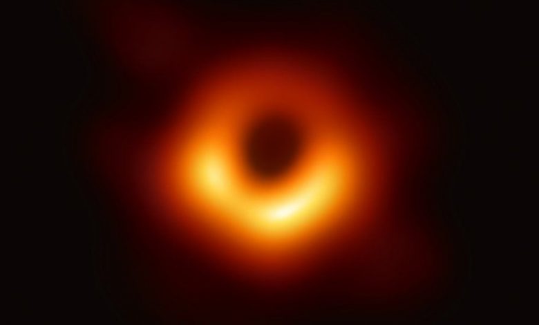1st image black hole